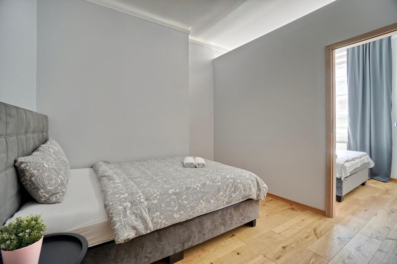 Warsaw Premium Apartments Deluxe Old Town Exterior photo